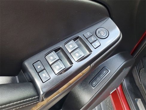 Used 2019 GMC Yukon XL Denali w/ Denali Ultimate Package image 25