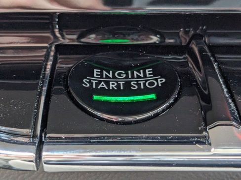 Certified 2023 Lincoln Nautilus Reserve w/ Equipment Group 201A image 32