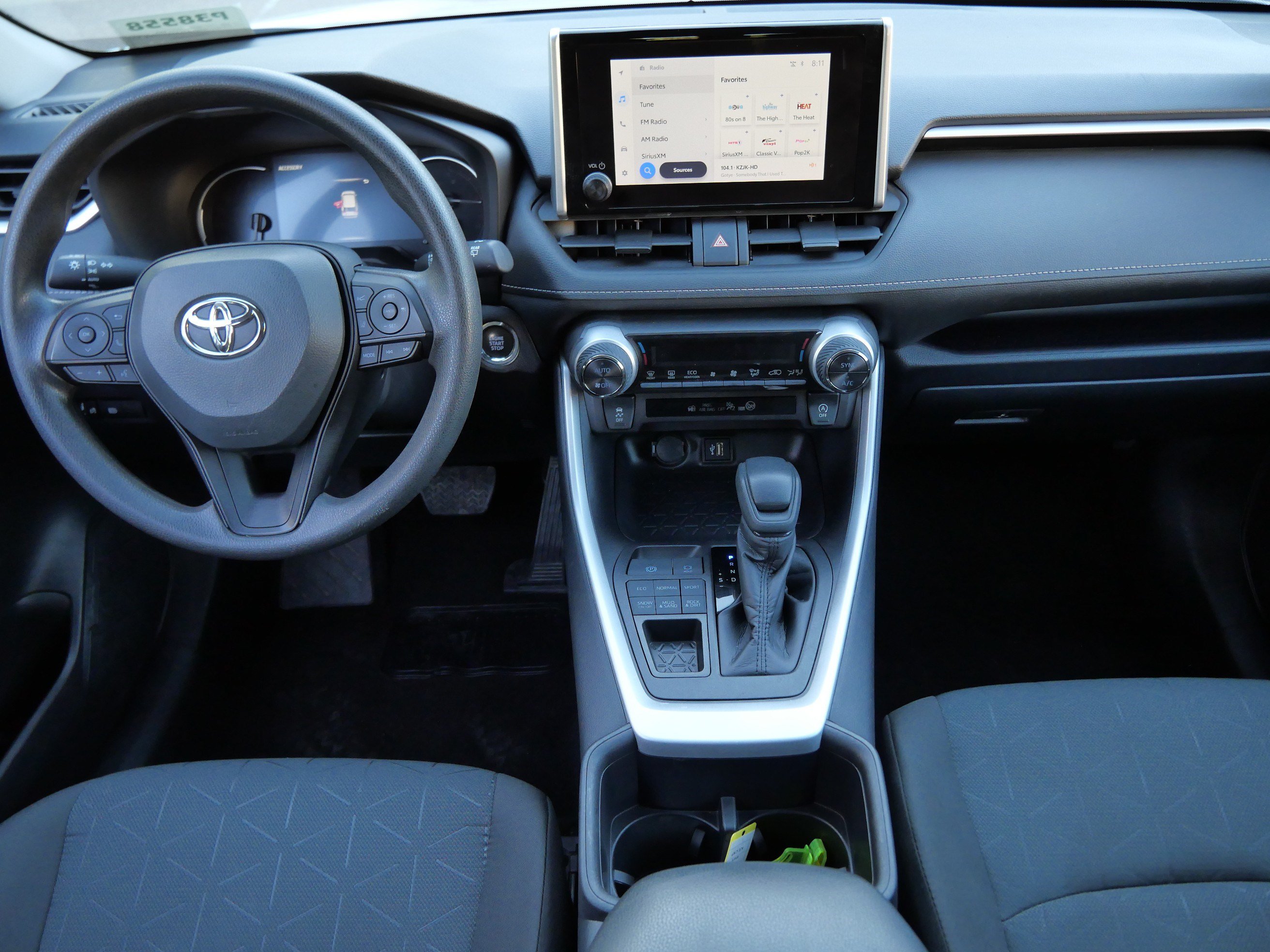 Certified 2025 Toyota RAV4 XLE AWD/4WD image 10