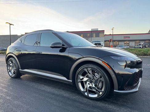 Used 2023 Genesis GV60 Performance image 1