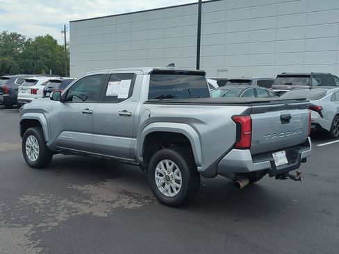 Used 2024 Toyota Tacoma SR5 RWD image 5