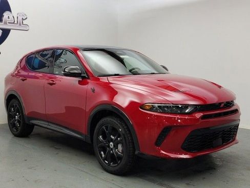 New 2024 Dodge Hornet R/T Plus w/ R/T Blacktop Package image 4