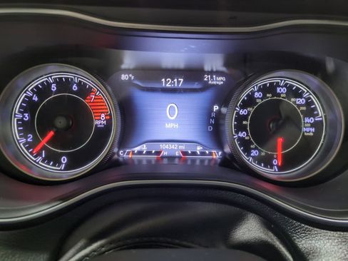 Used 2020 Jeep Cherokee Limited AWD/4WD image 18