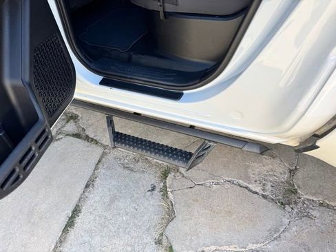 Used 2024 Toyota Tacoma TRD Sport image 18