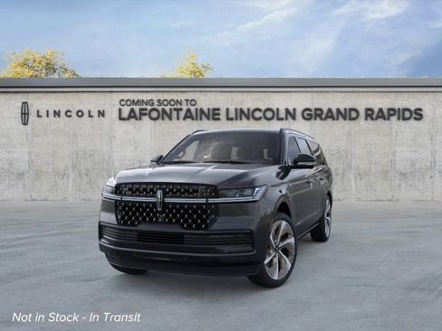 New 2026 Lincoln Navigator L Black Label AWD/4WD image 2