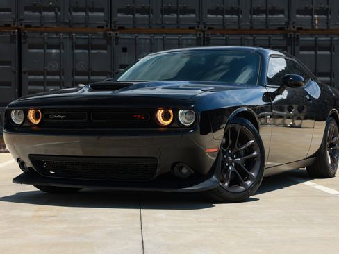Used 2020 Dodge Challenger R/T Scat Pack w/ Plus Package RWD image 1