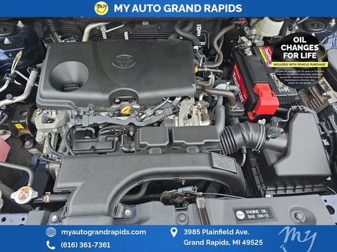 Used 2021 Toyota RAV4 XLE image 23