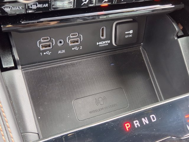 Used 2024 Jeep Grand Cherokee Summit AWD/4WD image 28