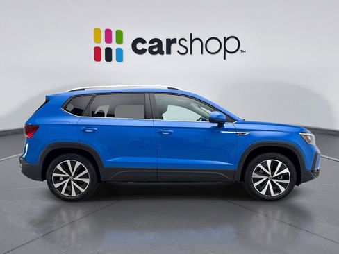 Used 2022 Volkswagen Taos SE image 6