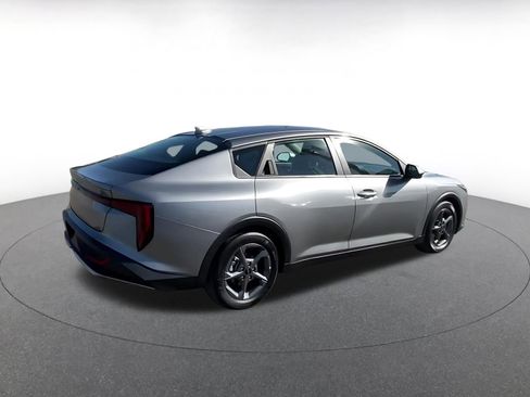 Used 2025 Kia K4 LXS FWD image 14