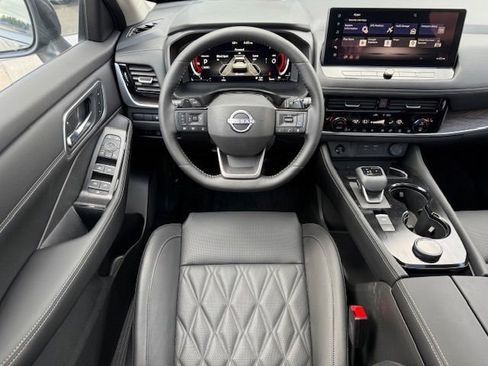 New 2026 Nissan Rogue Platinum w/ Platinum Premium Package image 25
