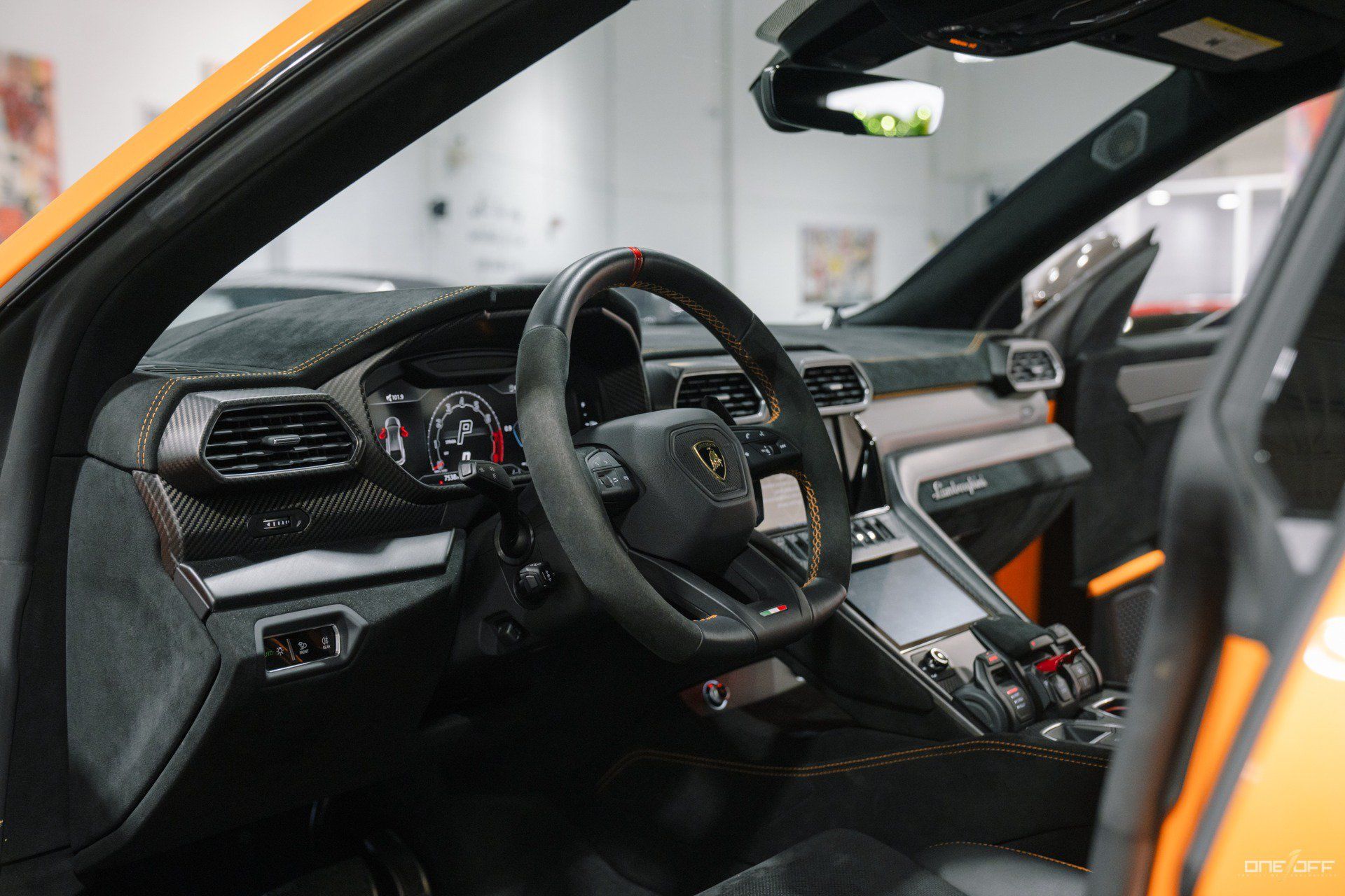 Used 2023 Lamborghini Urus Performante AWD/4WD image 11