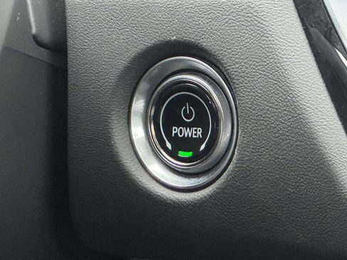 Certified 2024 Cadillac Lyriq Luxury image 6