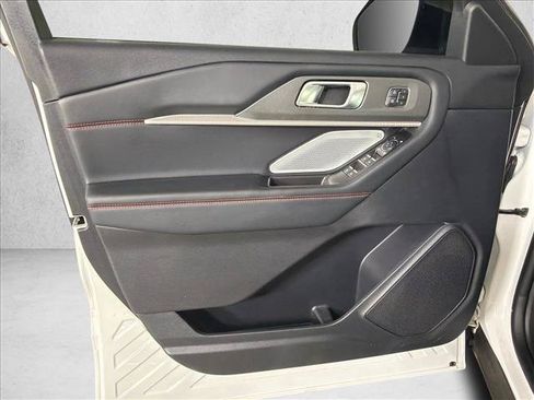 Used 2025 Ford Explorer ST w/ Sun And Sound Package AWD/4WD image 11