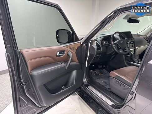 Used 2024 INFINITI QX80 Premium Select w/ Cargo Package image 10