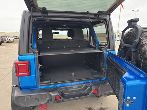 Used 2021 Jeep Wrangler Unlimited Rubicon image 5