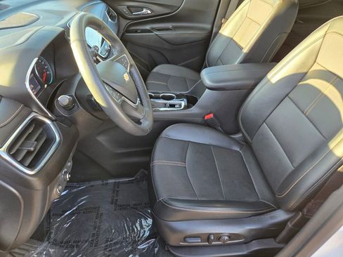 Used 2023 Chevrolet Equinox Premier AWD/4WD image 10