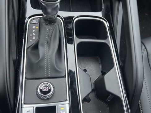 Certified 2025 Kia Telluride S image 13