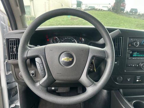 Used 2023 Chevrolet Express 3500 LT w/ LT Preferred Equipment Group RWD image 43