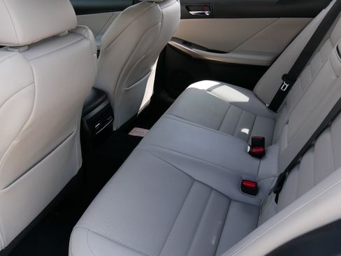 Used 2014 Lexus IS 250 w/ F-Sport Package RWD image 12