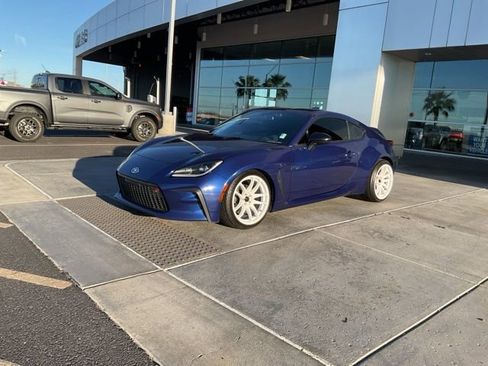 Used 2023 Toyota GR86 Premium image 3