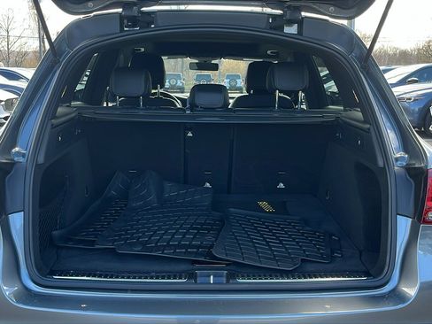 Used 2021 Mercedes-Benz GLC 300 4MATIC image 19