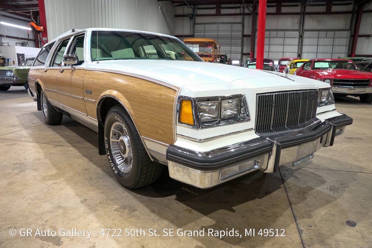Used 1988 Buick Le Sabre Estate RWD image 12