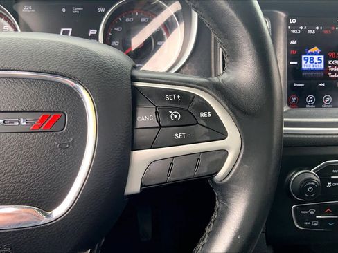 Used 2017 Dodge Charger SXT w/ Driver Confidence Group image 24