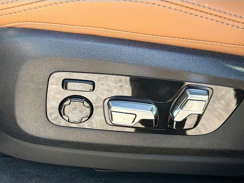 New 2026 BMW X5 xDrive40i w/ Climate Comfort Package AWD/4WD image 24