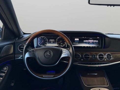 Used 2016 Mercedes-Benz S 550 4MATIC Sedan image 28