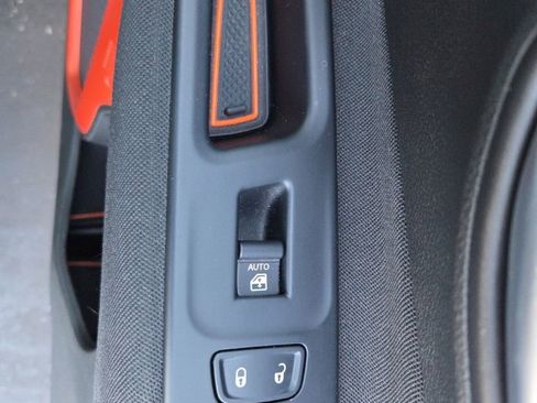 Used 2018 Jeep Renegade Sport w/ Power & Air Group image 31