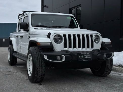 Used 2021 Jeep Gladiator Overland image 10