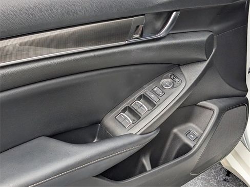 Used 2022 Honda Accord Sport image 15