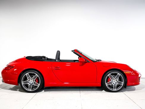 Used 2012 Porsche 911 Carrera S image 2