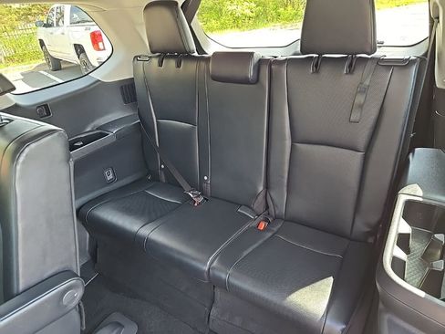 Used 2025 Toyota Grand Highlander AWD image 45