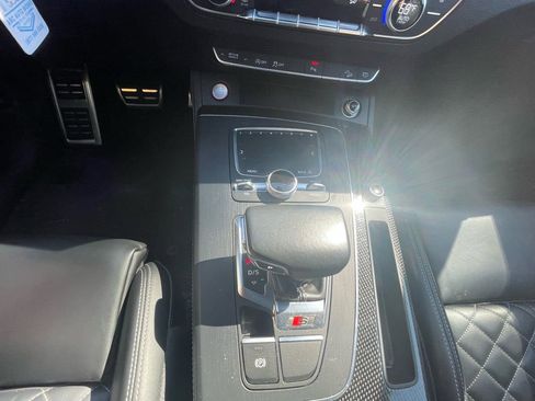 Used 2018 Audi SQ5 Premium Plus w/ S Sport Package image 21