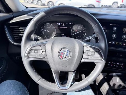 Used 2022 Buick Envision Essence w/ Technology Package II FWD image 17