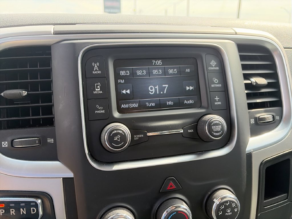 Used 2019 RAM 1500 Classic SLT AWD/4WD image 19