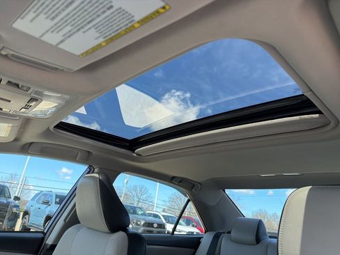 Used 2016 Toyota Camry SE w/ Moonroof Package image 20