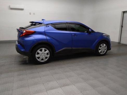 Used 2019 Toyota C-HR LE image 10