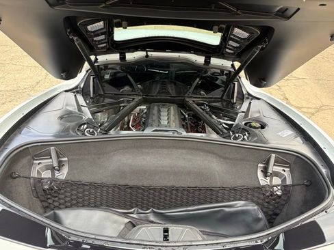 Used 2024 Chevrolet Corvette Stingray Premium Cpe w/ Z51 Performance Package RWD image 10