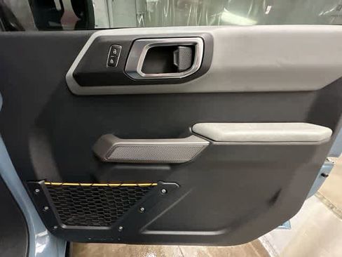 Used 2023 Ford Bronco Badlands image 23