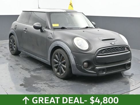 Used 2015 MINI Cooper S image 3