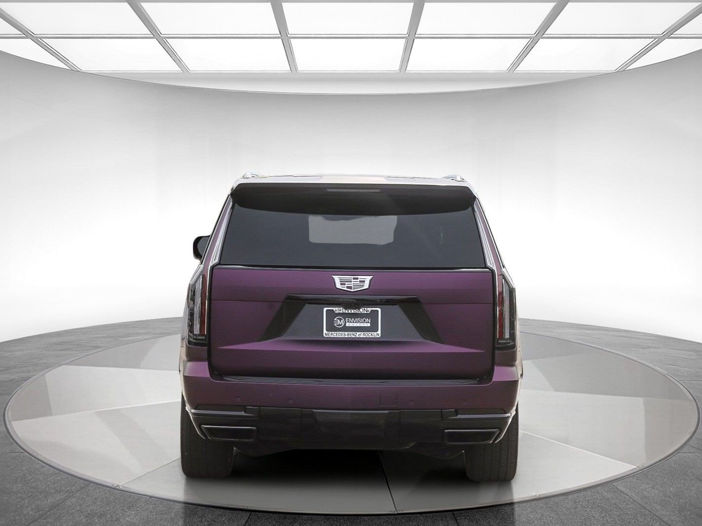 Used 2025 Cadillac Escalade ESV Sport Platinum AWD/4WD image 4
