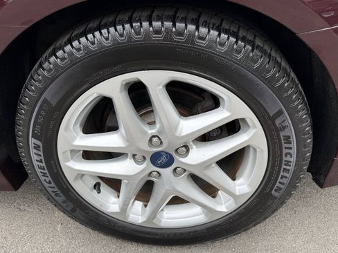 Used 2013 Ford Fusion SE FWD image 24