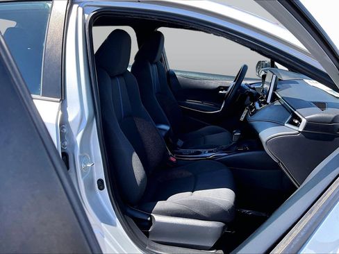 Used 2021 Toyota Corolla SE w/ Carpet Mat Package (TMS) FWD image 7