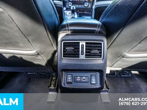Used 2023 Nissan Maxima SL FWD image 31