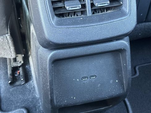Used 2024 Chevrolet Equinox EV LT FWD image 39