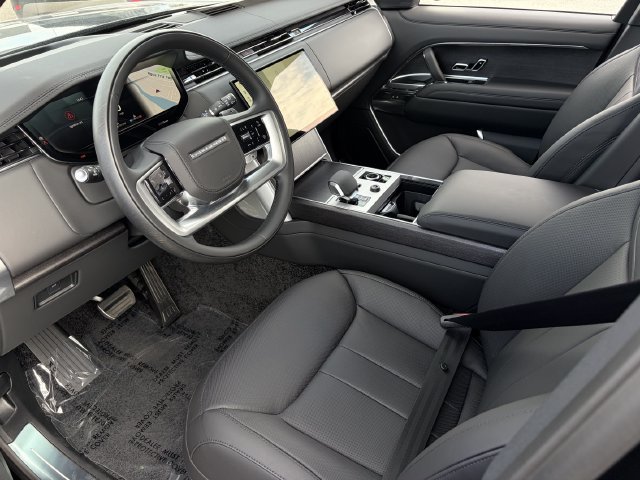 New 2027 Land Rover Range Rover Long Wheelbase SE AWD/4WD image 5