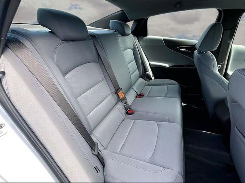 Used 2024 Chevrolet Malibu LS image 24